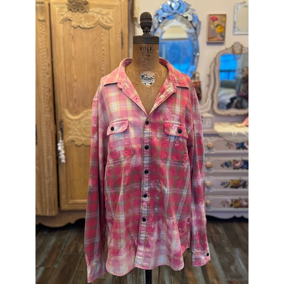 J.Crew XL Distressed Flannel with Vintage Lamb "Soft Power" Patch - Picture 5 of 6
